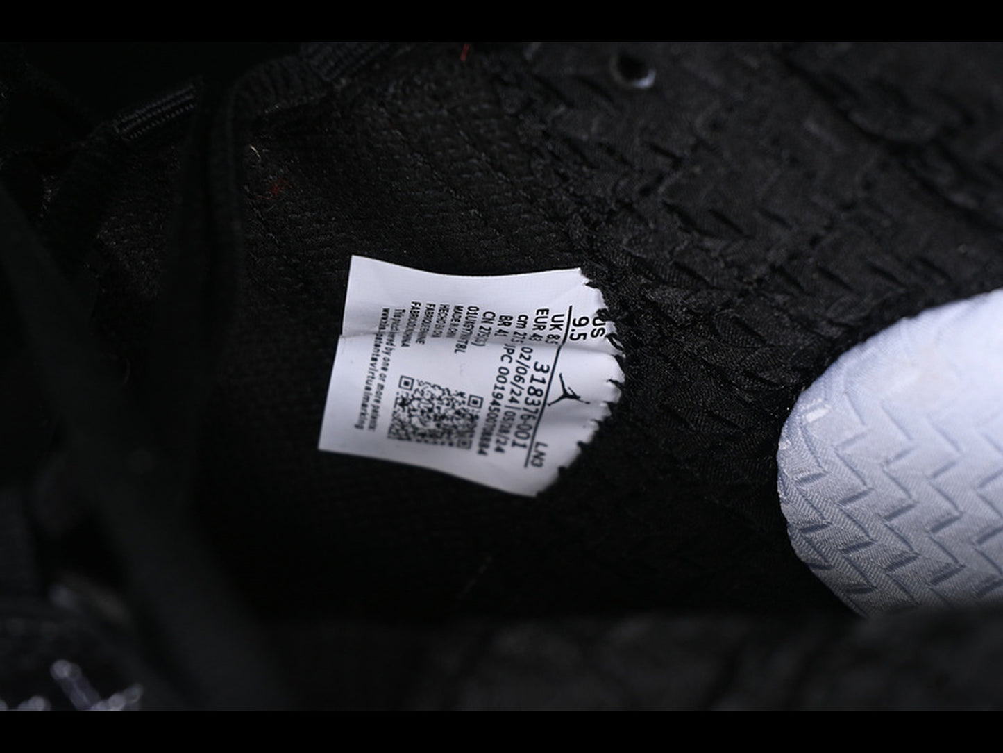 Air Jordan 23 Black/Varsity Red/Stealth