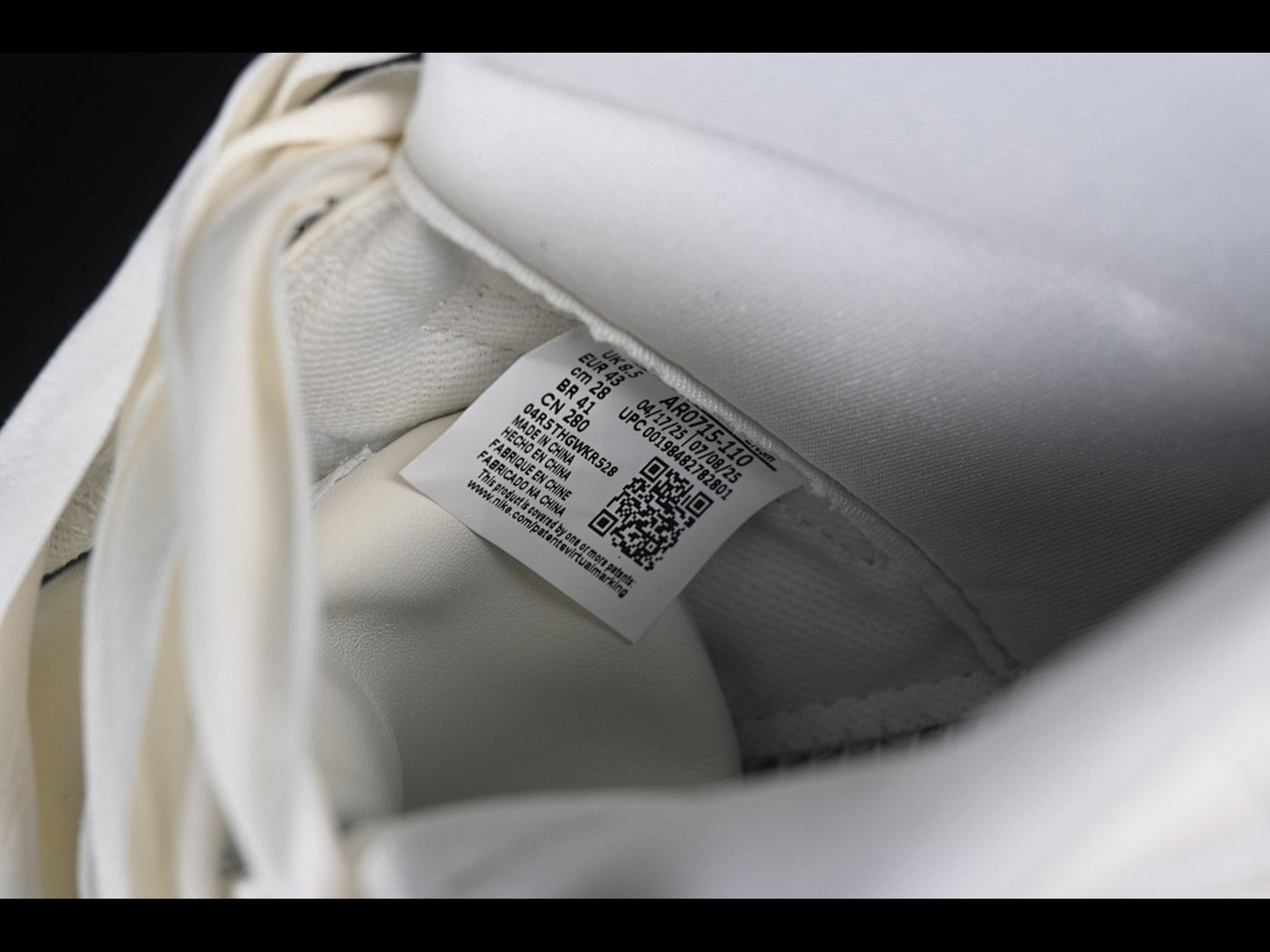 Jordan 11 Retro Pearl