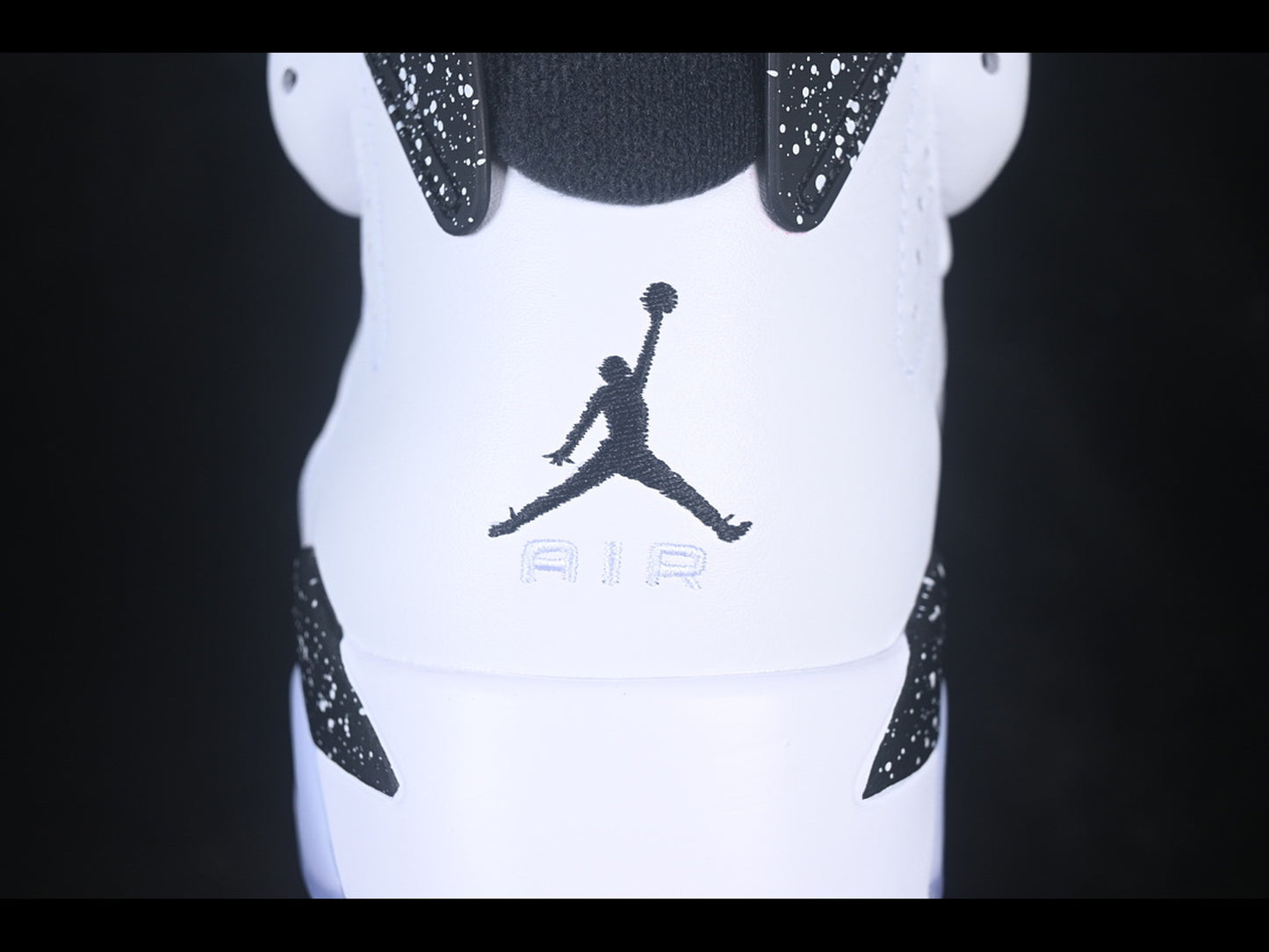 Air Jordan 6 Retro Oreo