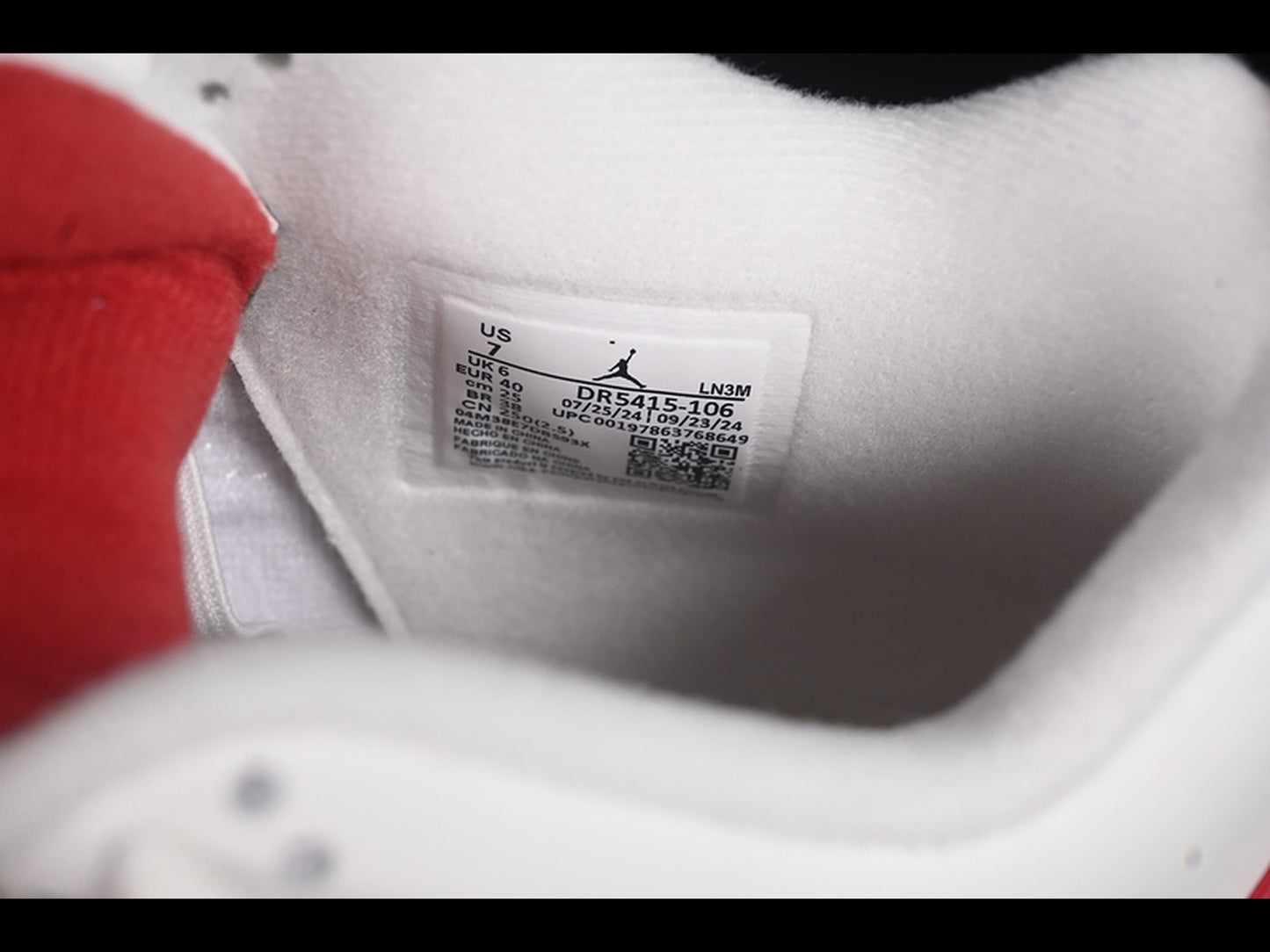 Jordan 4 Retro SB Varsity Red