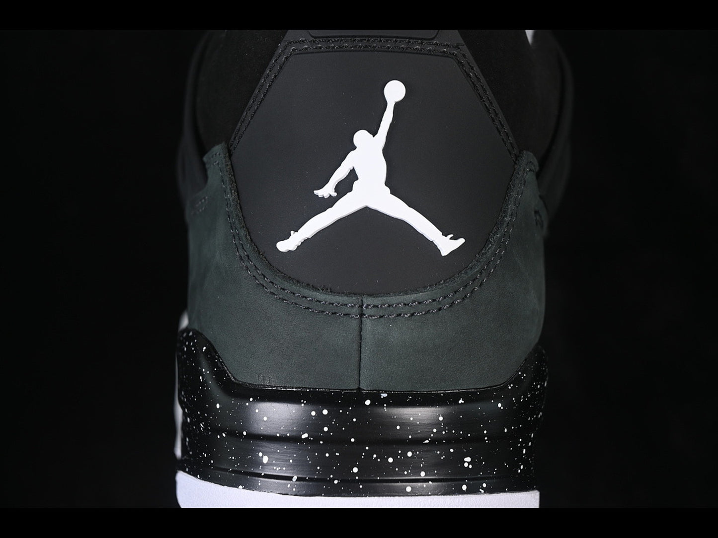 Air Jordan 4 Retro Fear (2024)