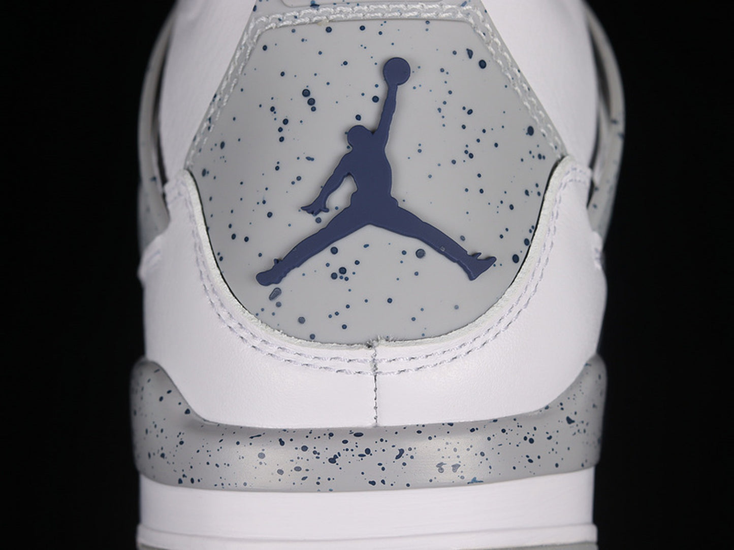 Air Jordan 4 Retro Midnight Navy