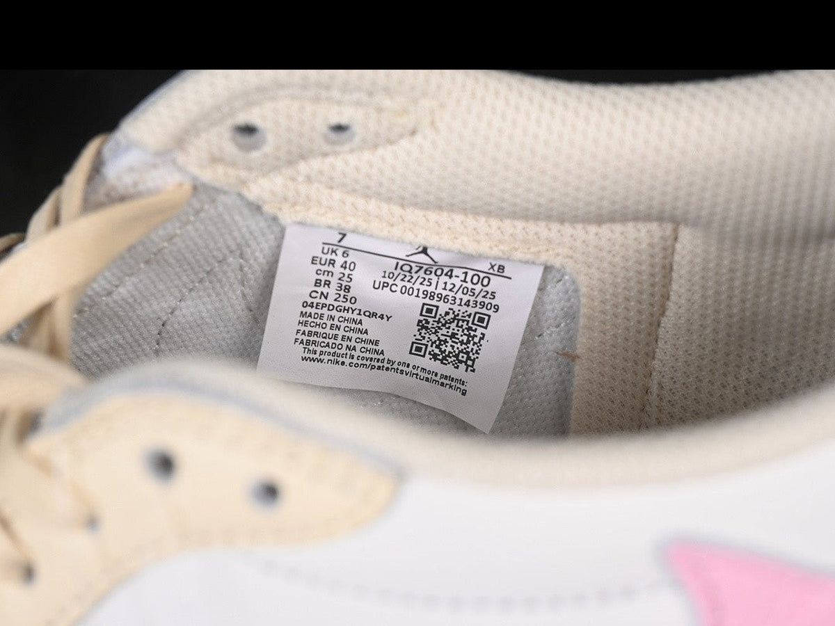 Travis Scott AJ1 Retro Low OG 'Muslin Shy Pink'