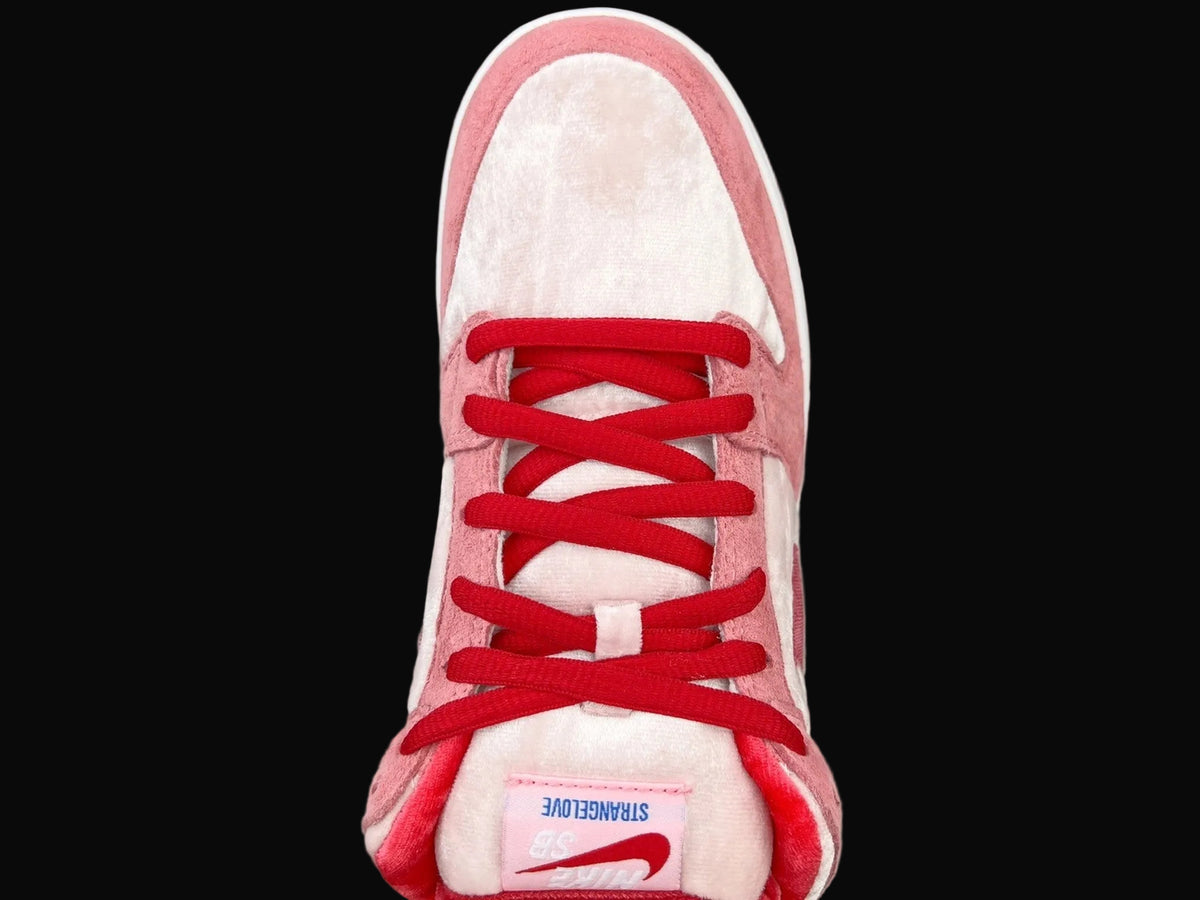 Nike SB Dunk Low Strangelove Skateboards