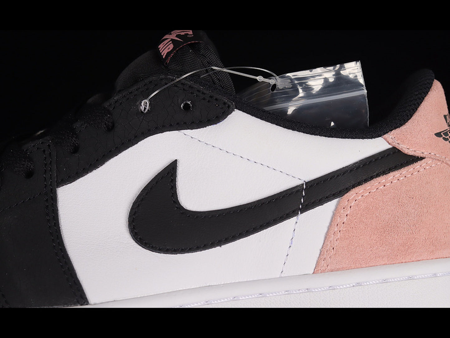 Air Jordan 1 Low OG 'Bleached Coral'