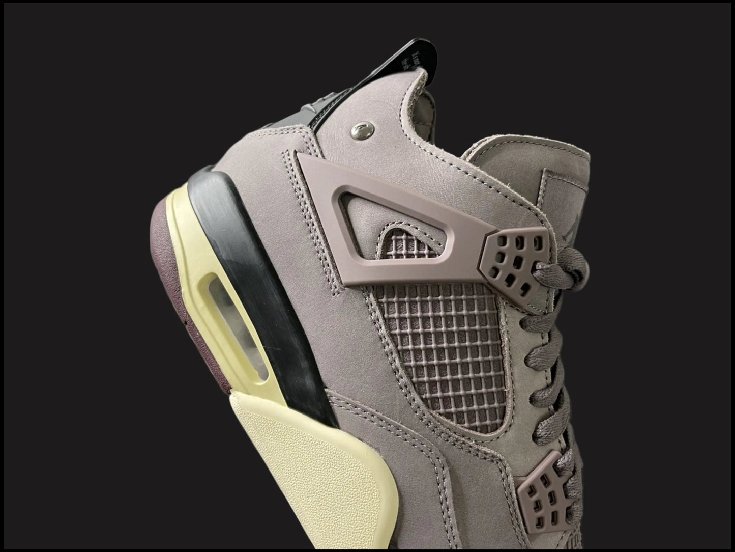 Air Jordan 4 Retro SP A Ma Maniére Violet Ore
