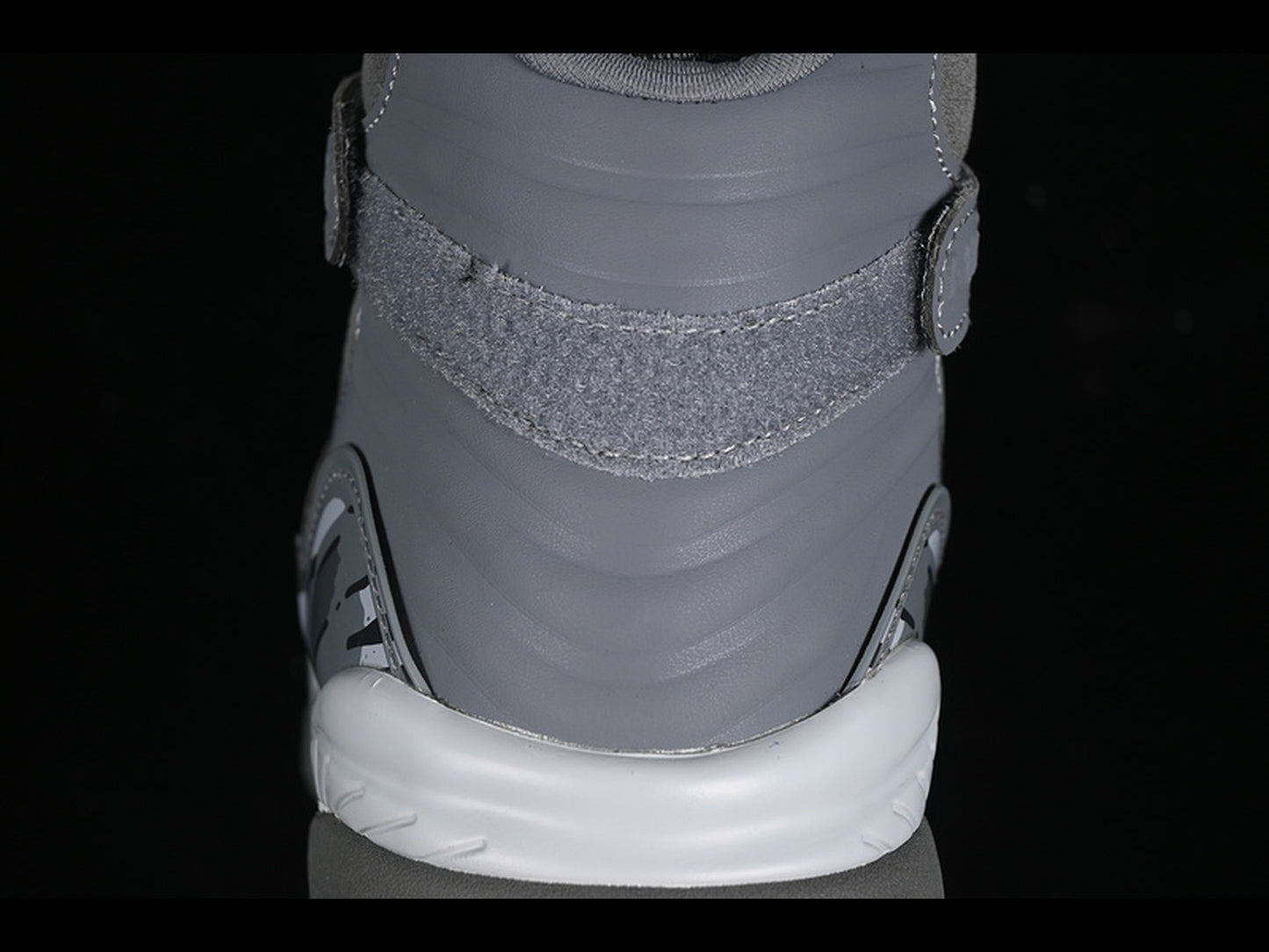 Air Jordan 8 Retro Cool Grey