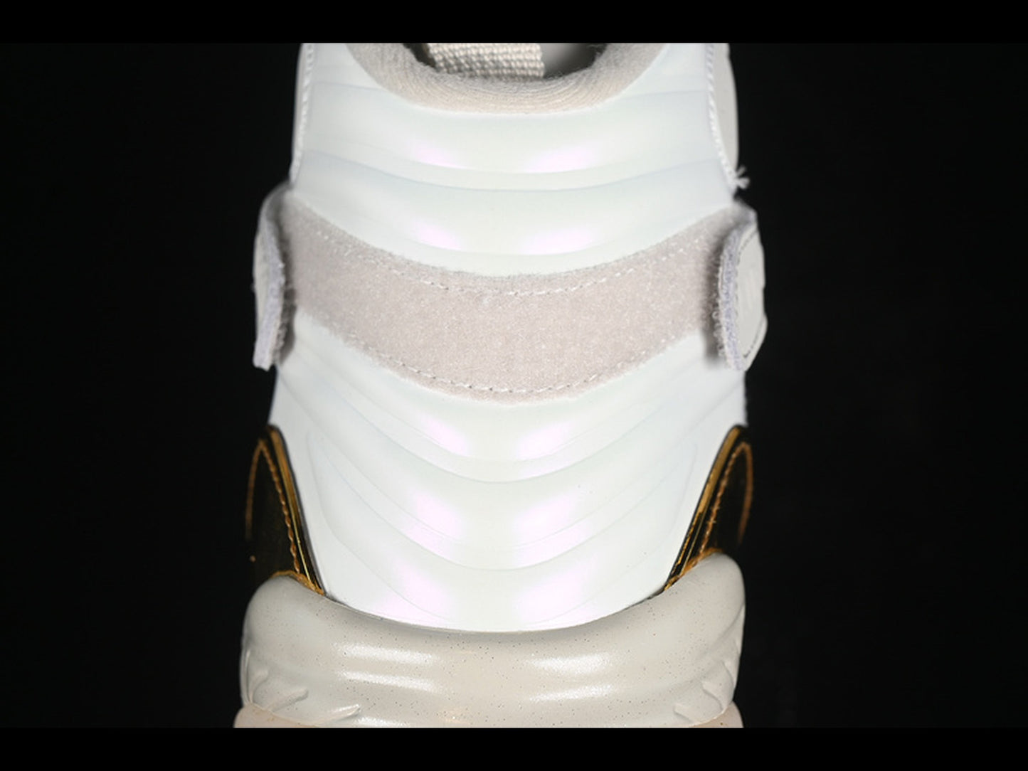 Air Jordan 8 Retro Champagne