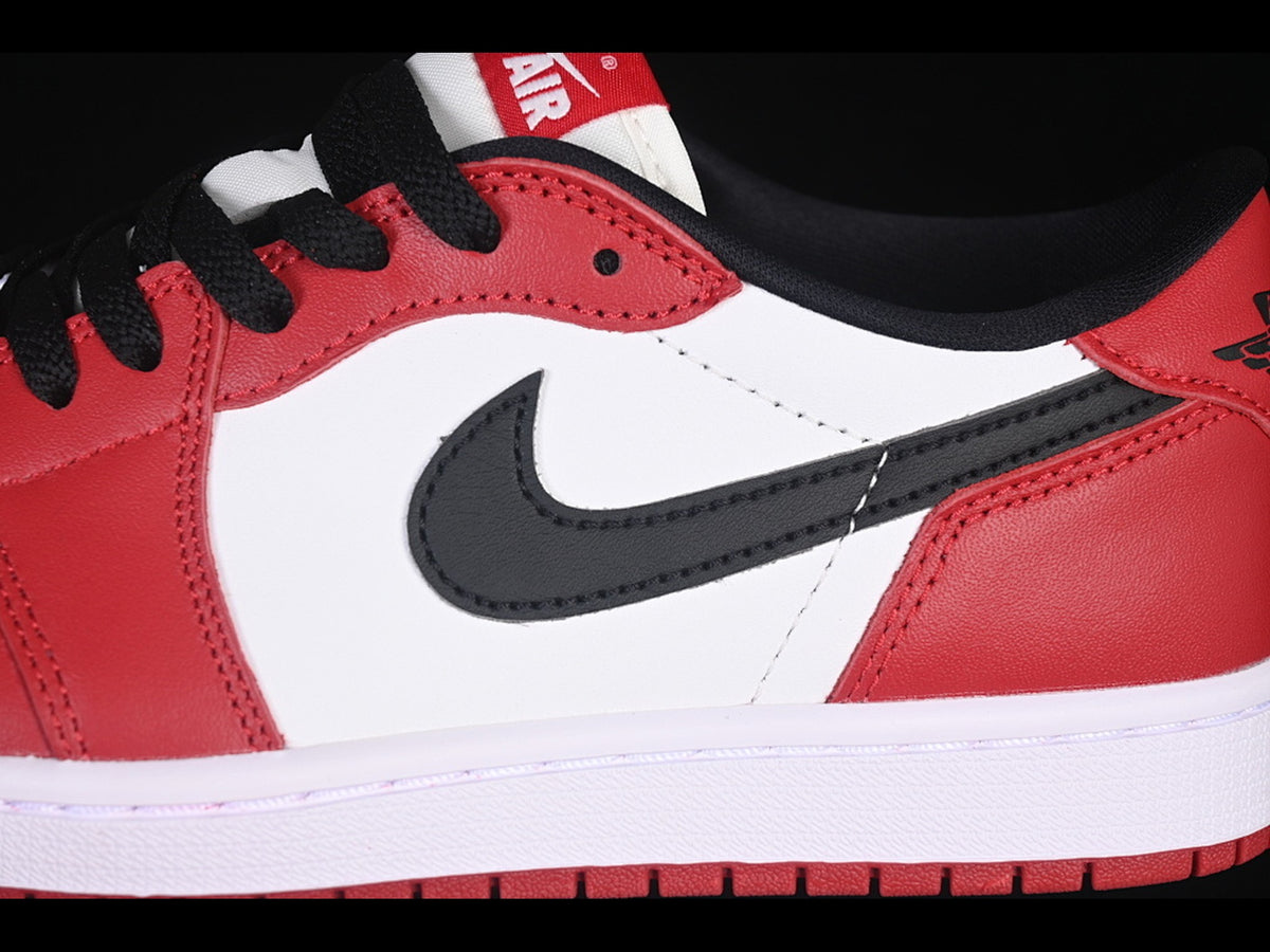 Air Jordan 1 Low OG Reverse Chicago