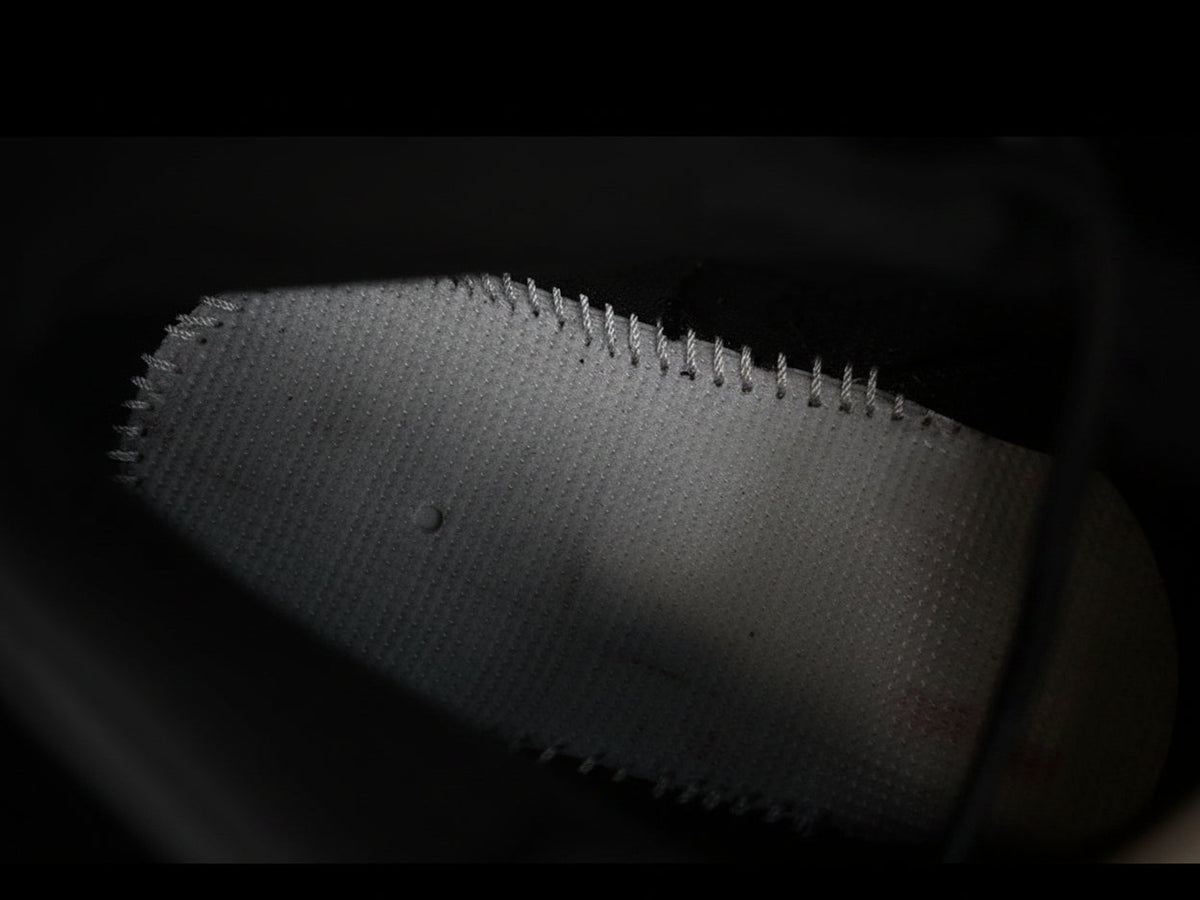 Air Jordan 12 Wolf Grey