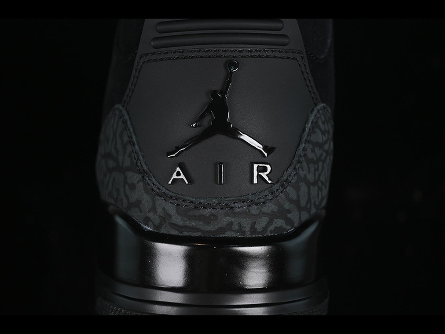 Air Jordan 3 Retro Black Cat