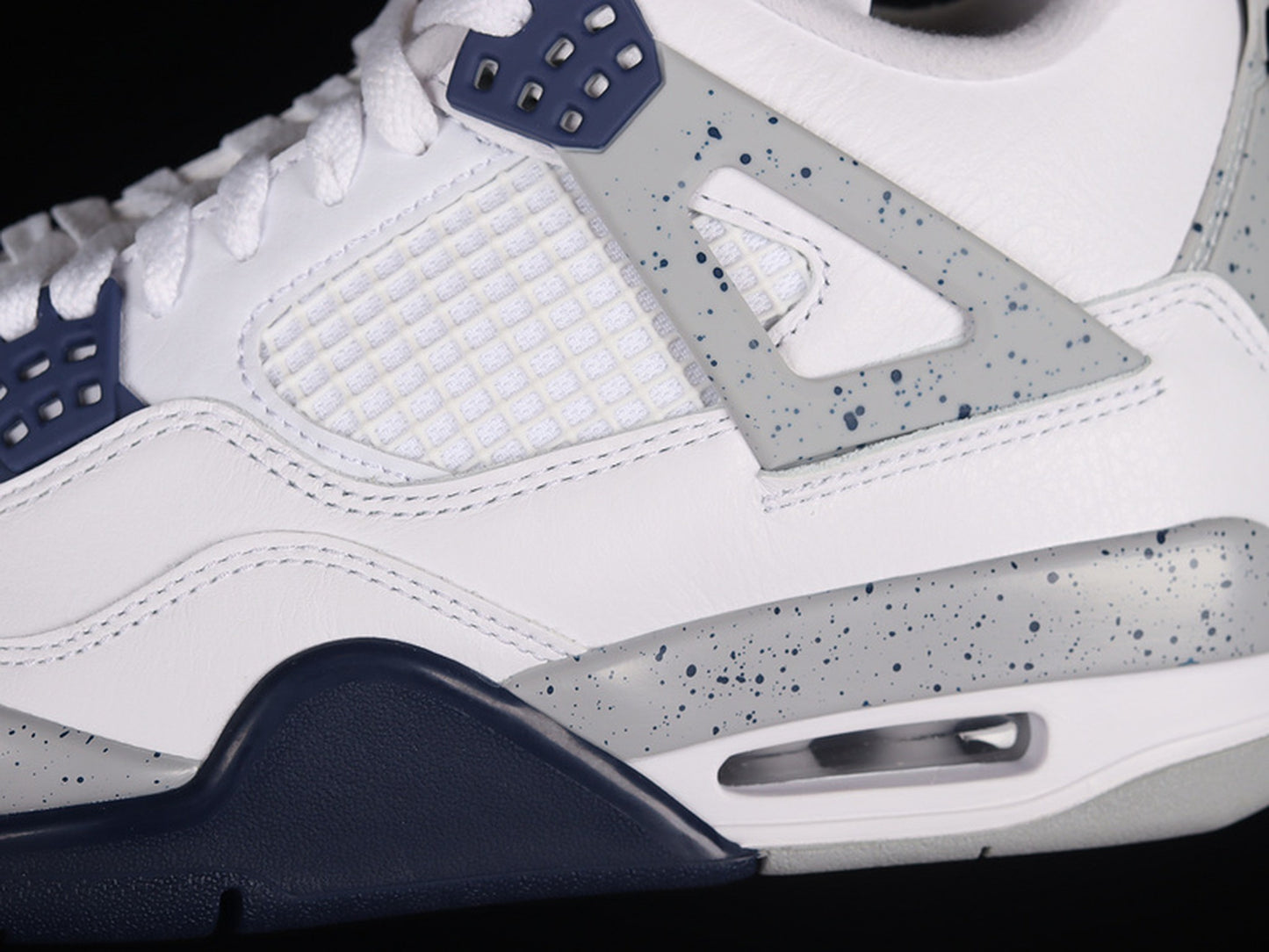 Air Jordan 4 Retro Midnight Navy
