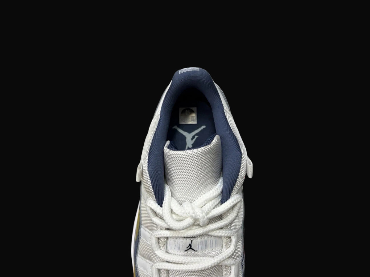 Air Jordan 11 Low Diffused Blue