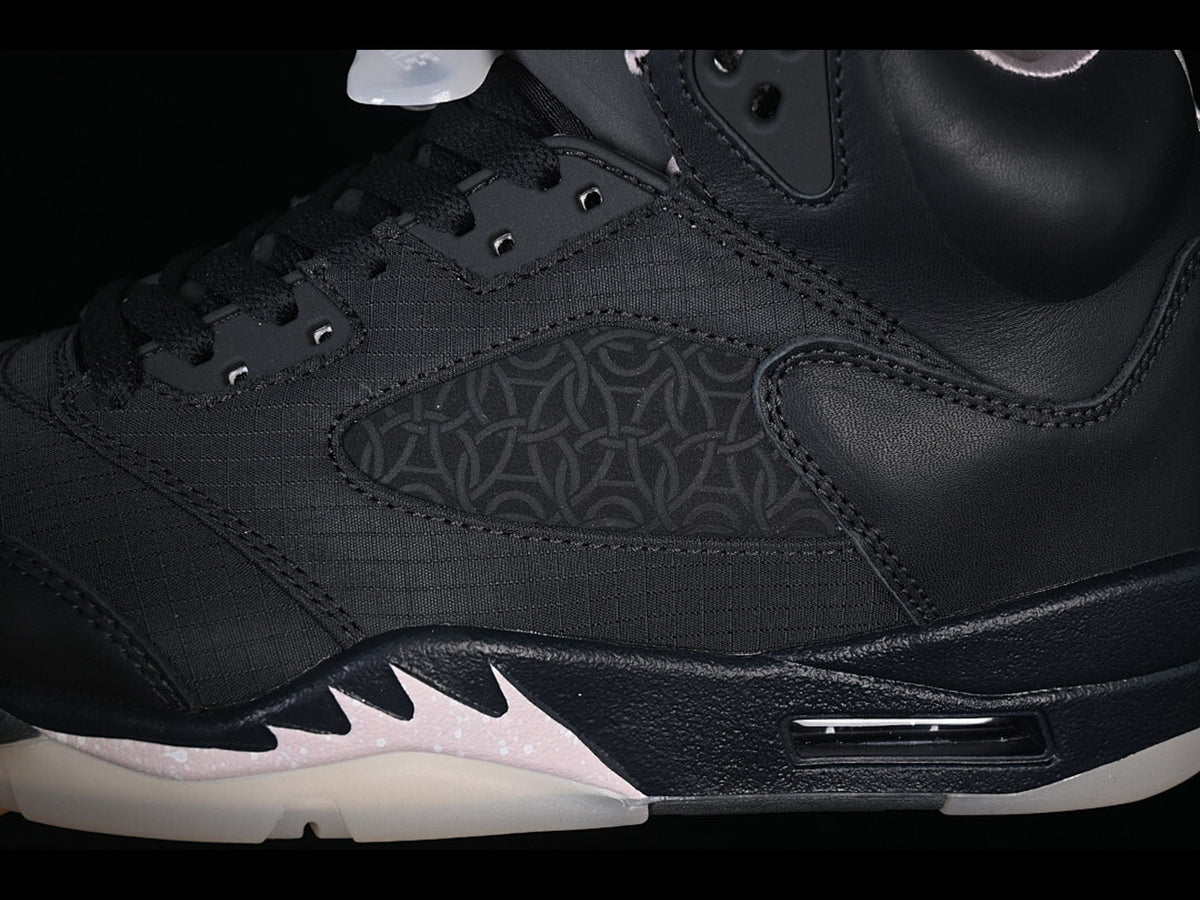 Jordan 5 Retro Off Noir/Particle Rose
