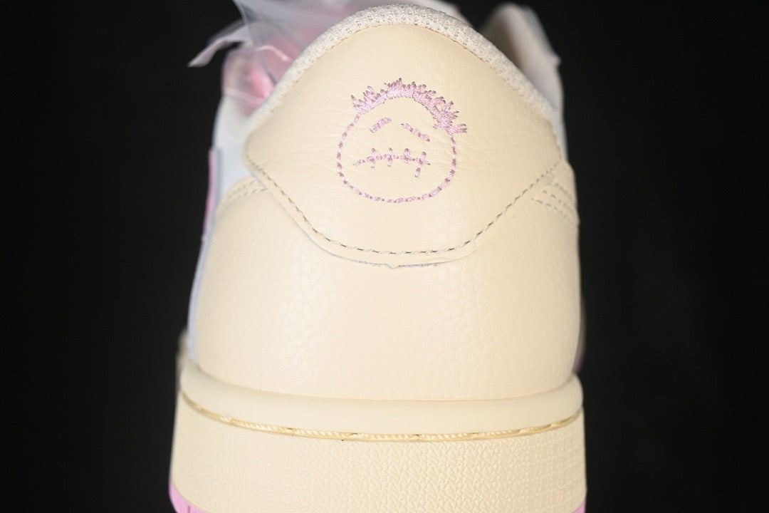 Travis Scott AJ1 Retro Low OG 'Muslin Shy Pink'