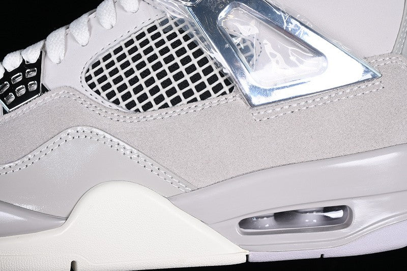 Jordan 4 Retro Frozen Moments