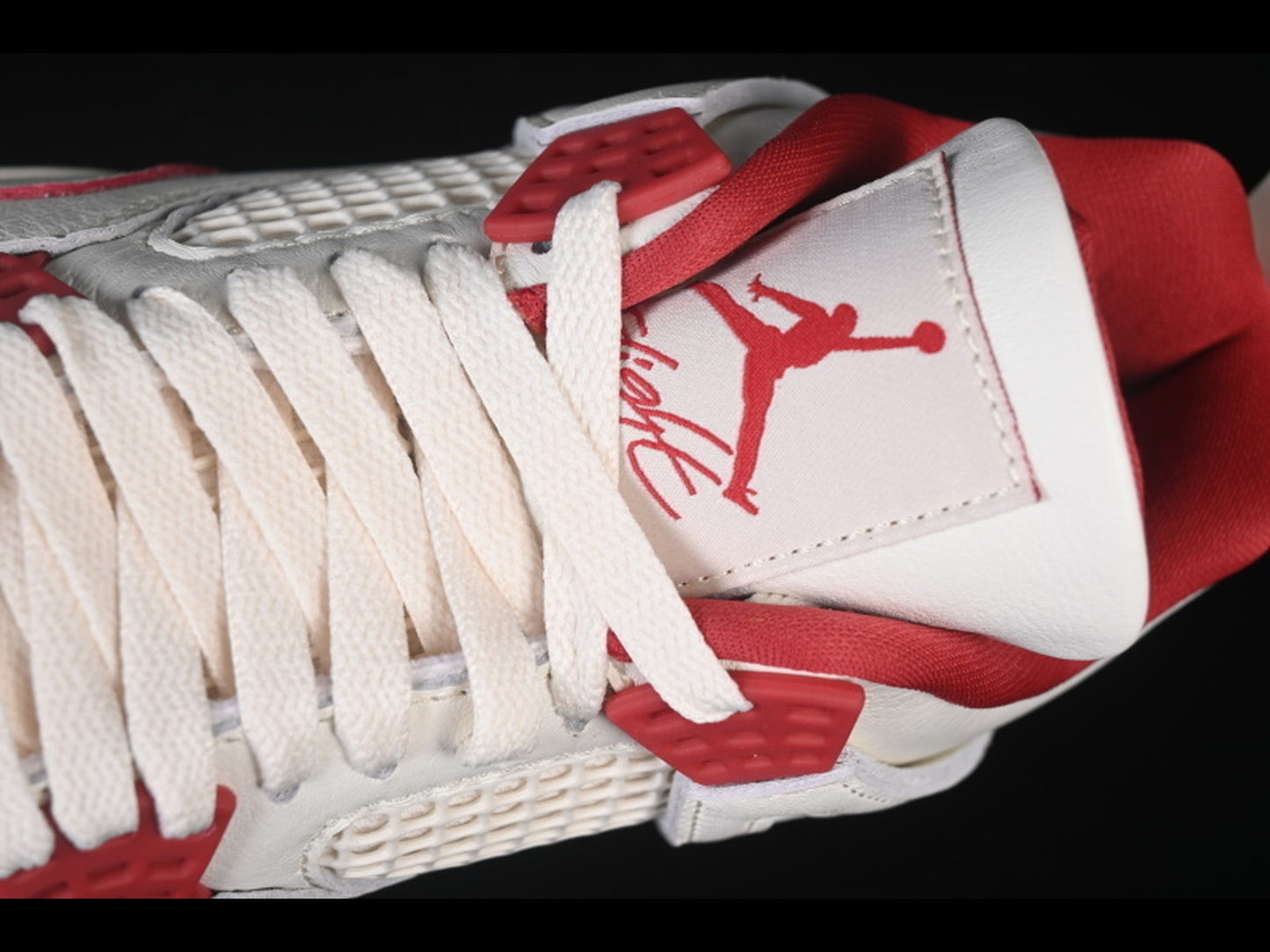 Jordan 4 Retro Pale Ivory