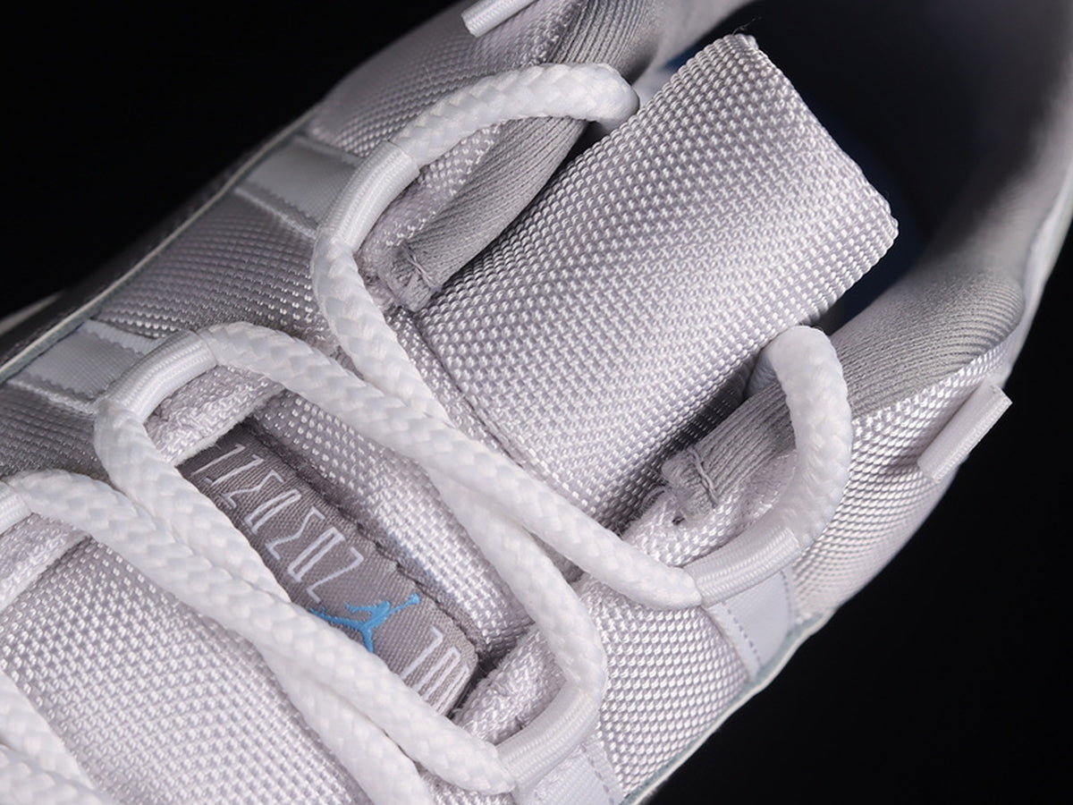 Air Jordan 11 Retro Low White/University Blue