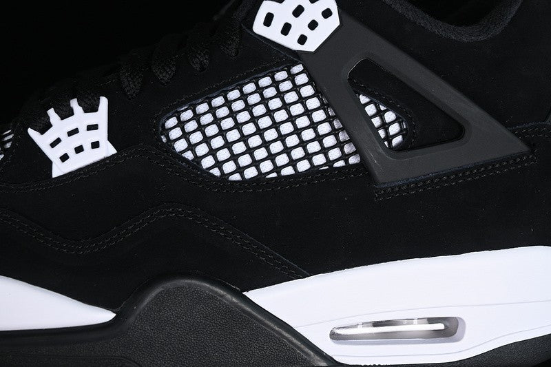 Jordan 4 Retro White Thunder