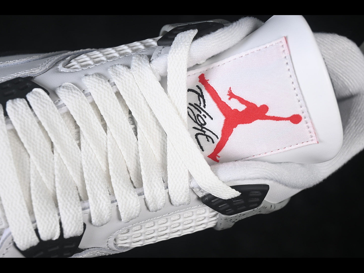 Air Jordan 4 Retro White Cement (2025)