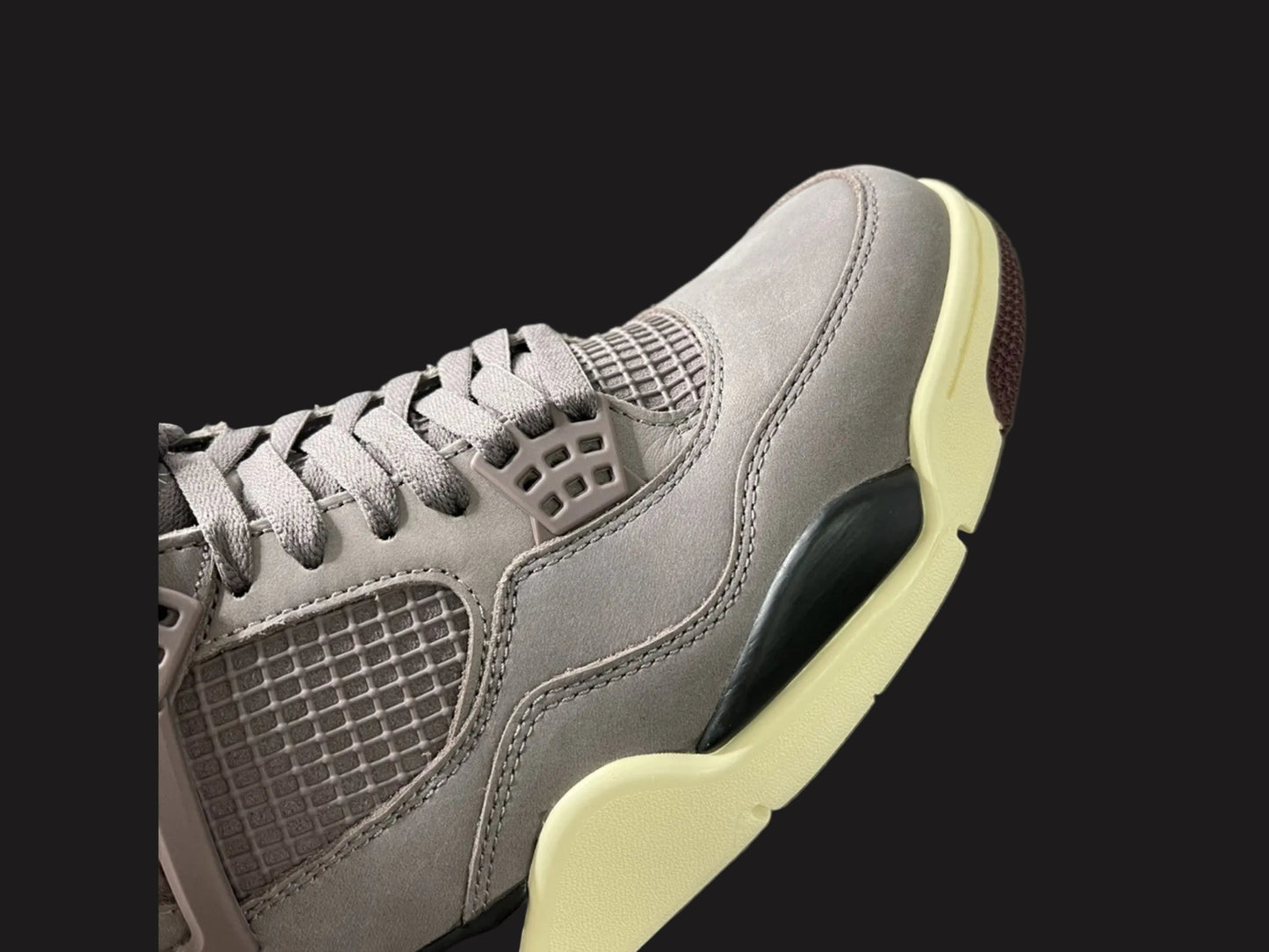 Air Jordan 4 Retro SP A Ma Maniére Violet Ore