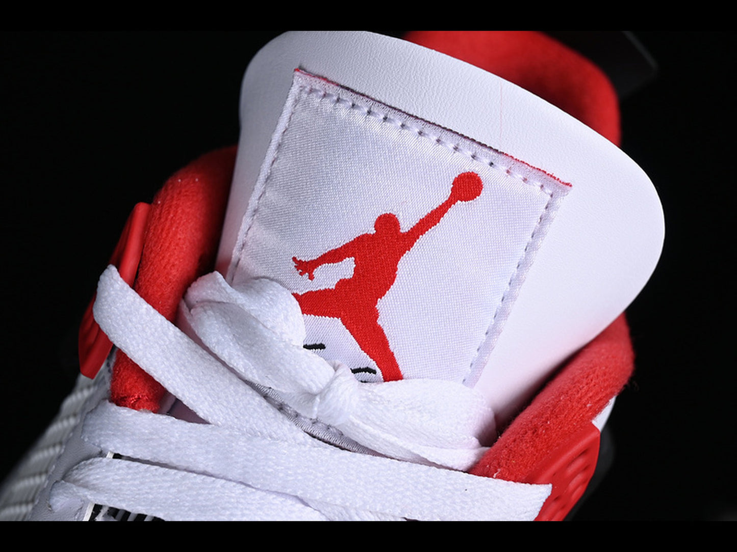 Air Jordan 4 Retro Fire Red (2020)