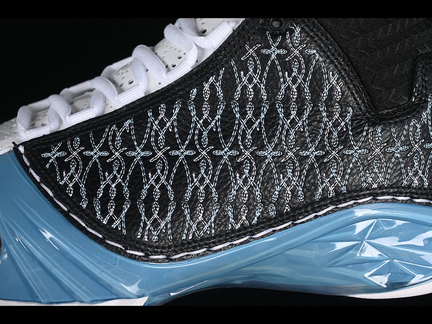 Air Jordan 23 Black/University Blue