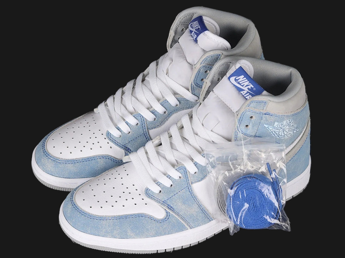 Jordan 1 Retro High OG Hyper Royal