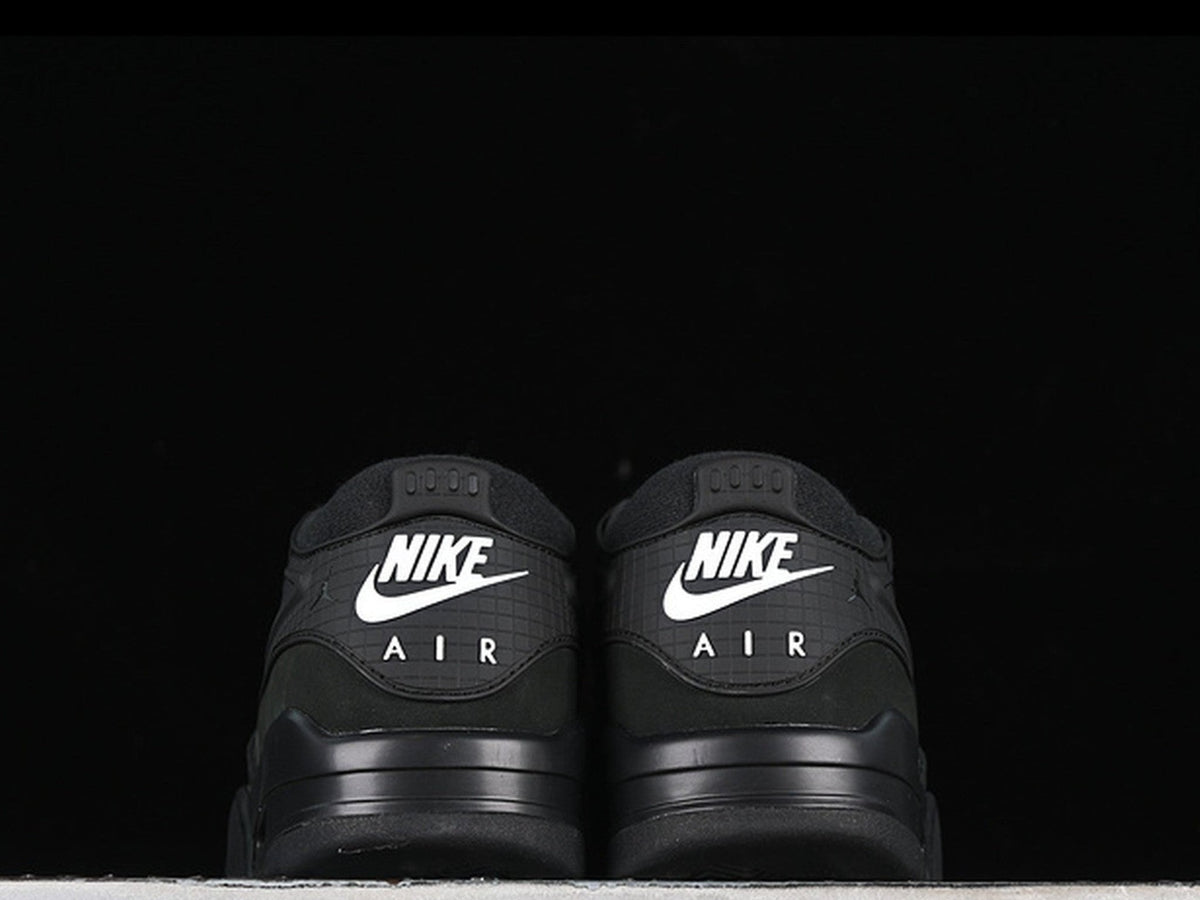Jordan 4 RM Black Cat