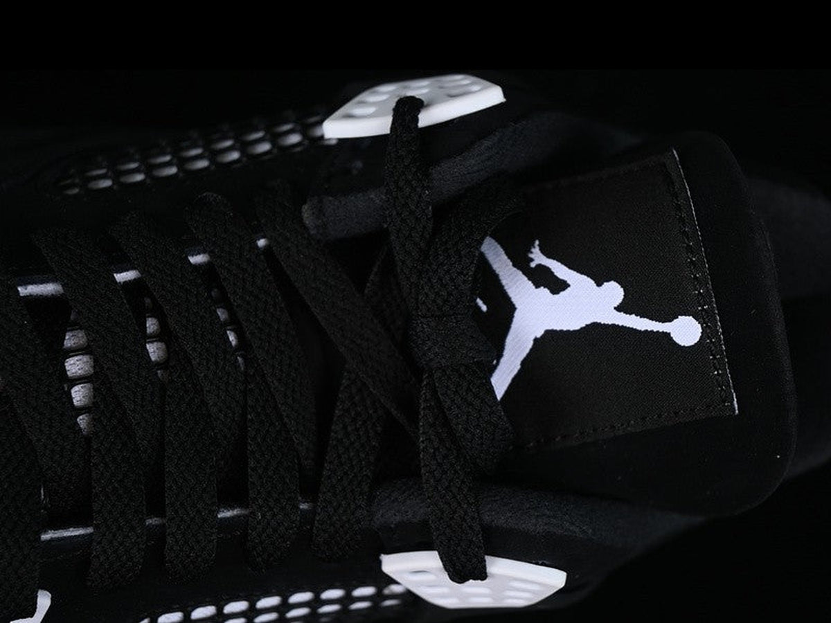 Jordan 4 Retro White Thunder