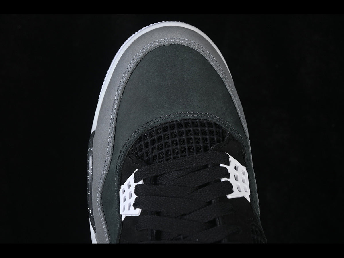 Air Jordan 4 Retro Fear (2024)