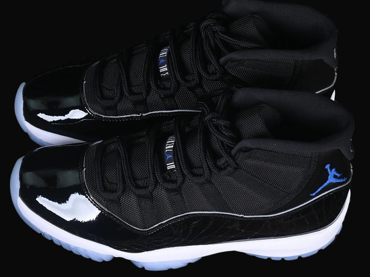 Air Jordan 11 Retro Space Jam 2026