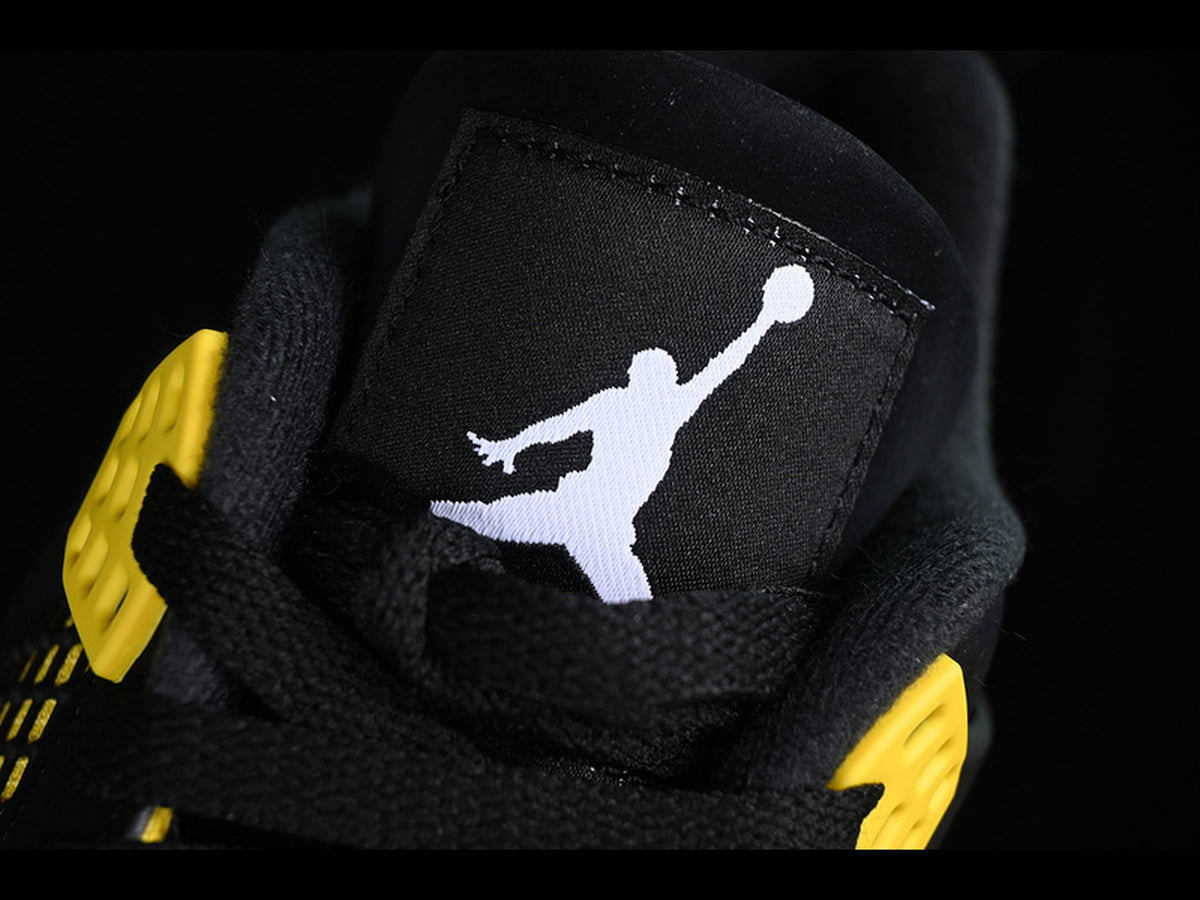 Air Jordan 4 Retro Thunder (2023)