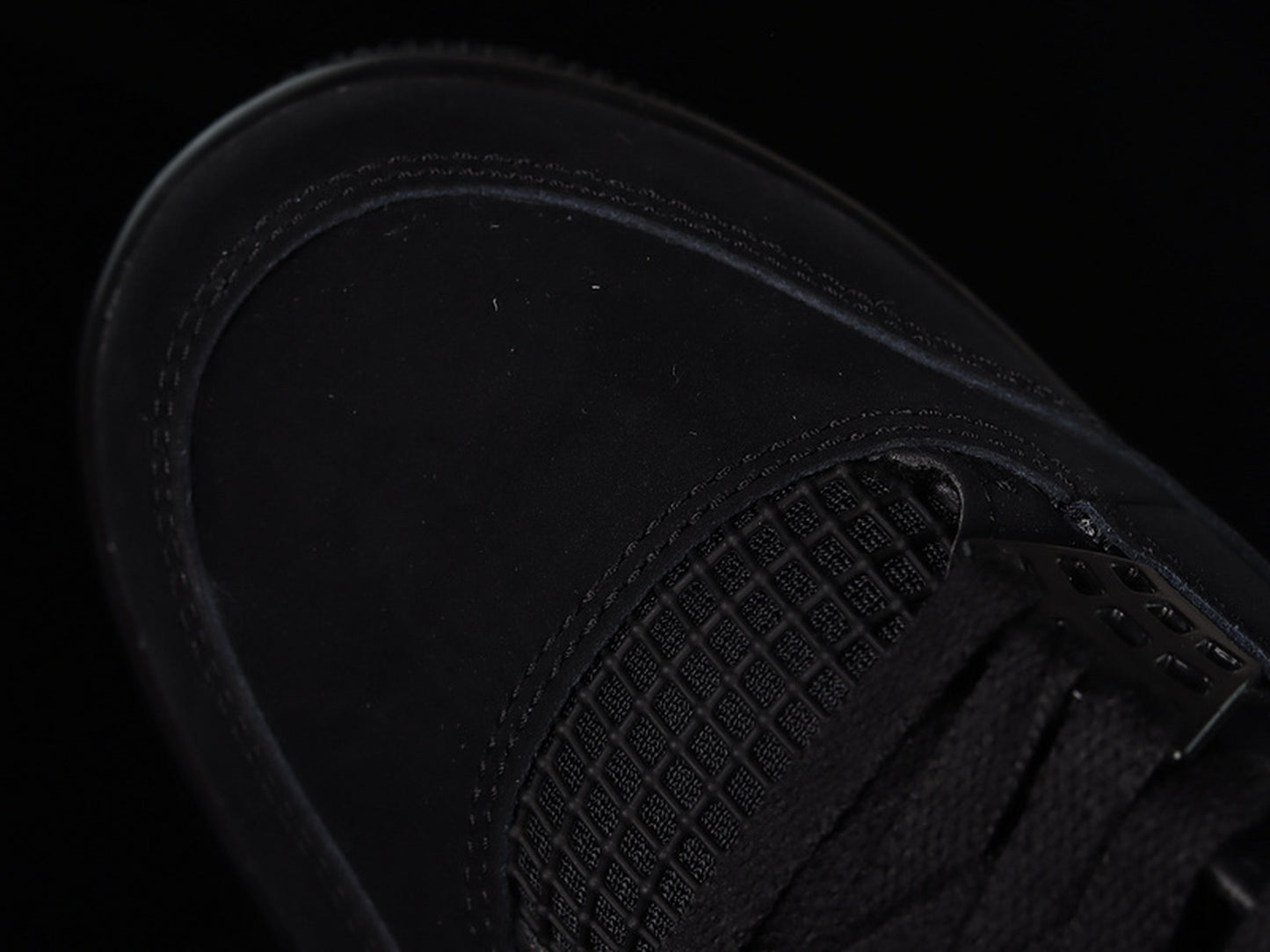 Air Jordan 4 Retro 'Black Cat' (2020)