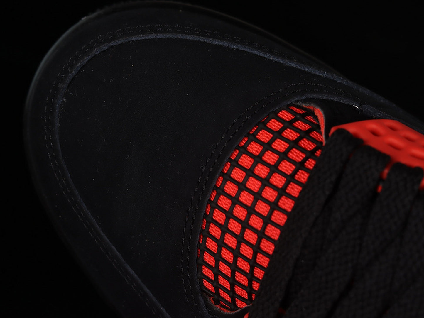 Air Jordan 4 Retro Red Thunder