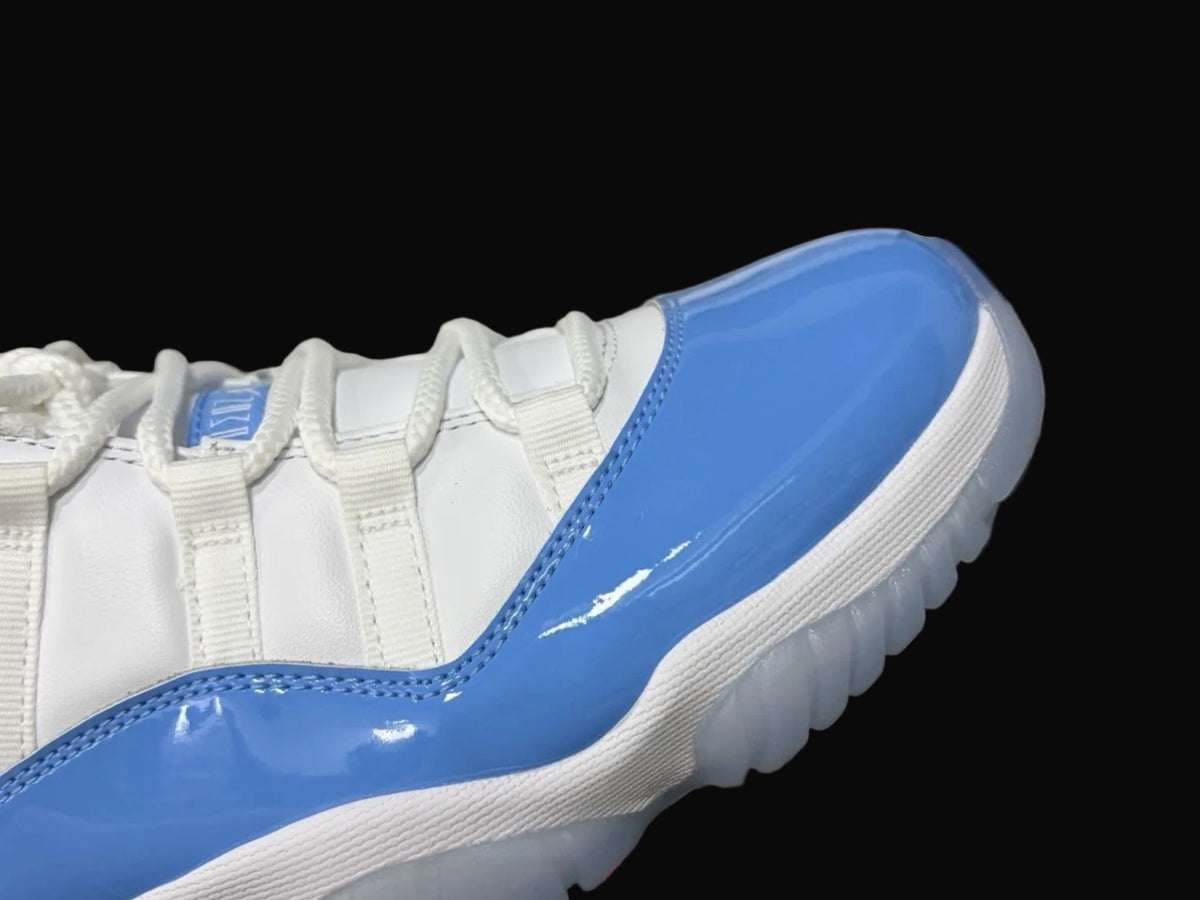 Jordan 11 Retro Low University