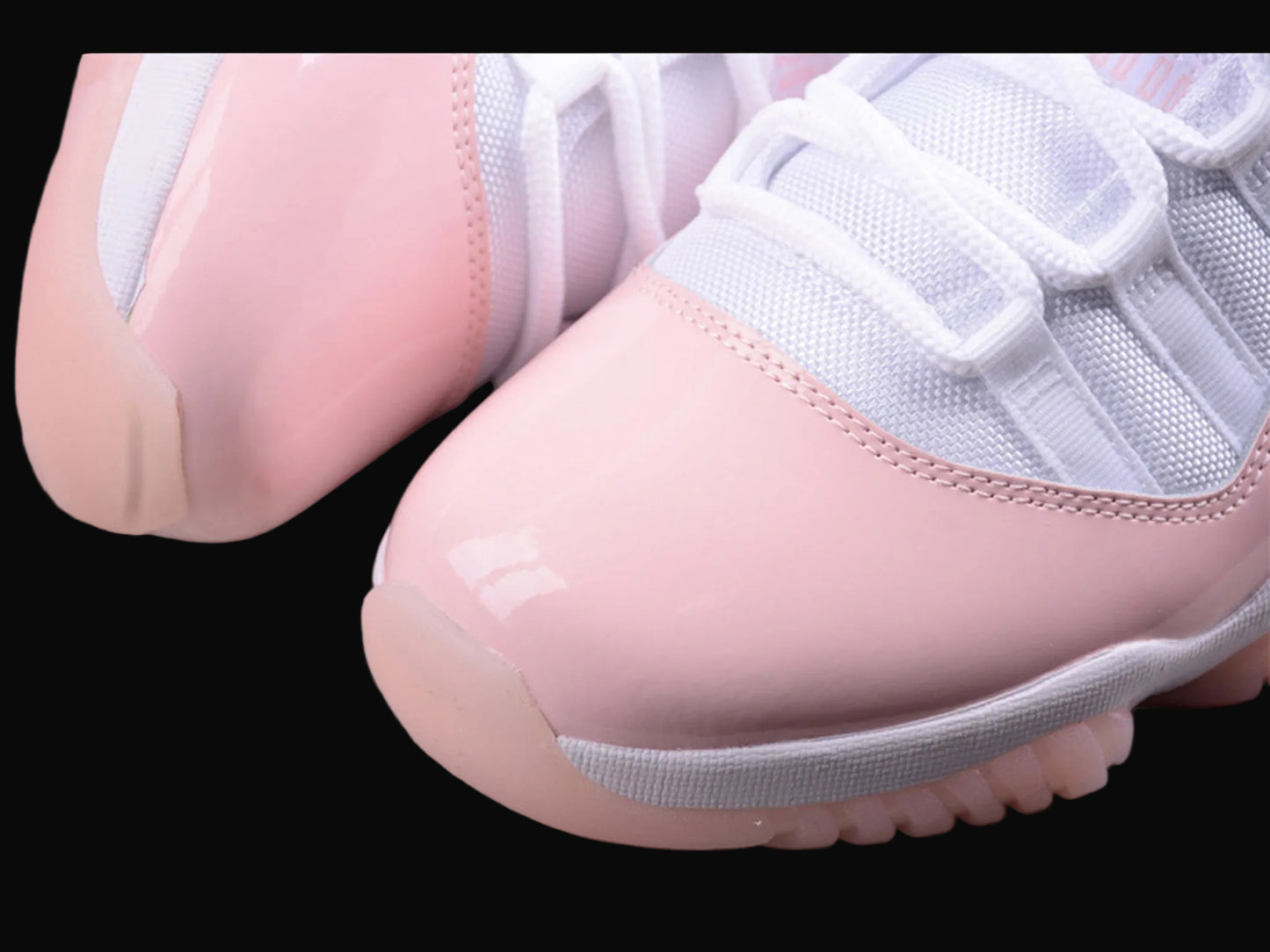 Air Jordan 11 Retro Low Pure Violet