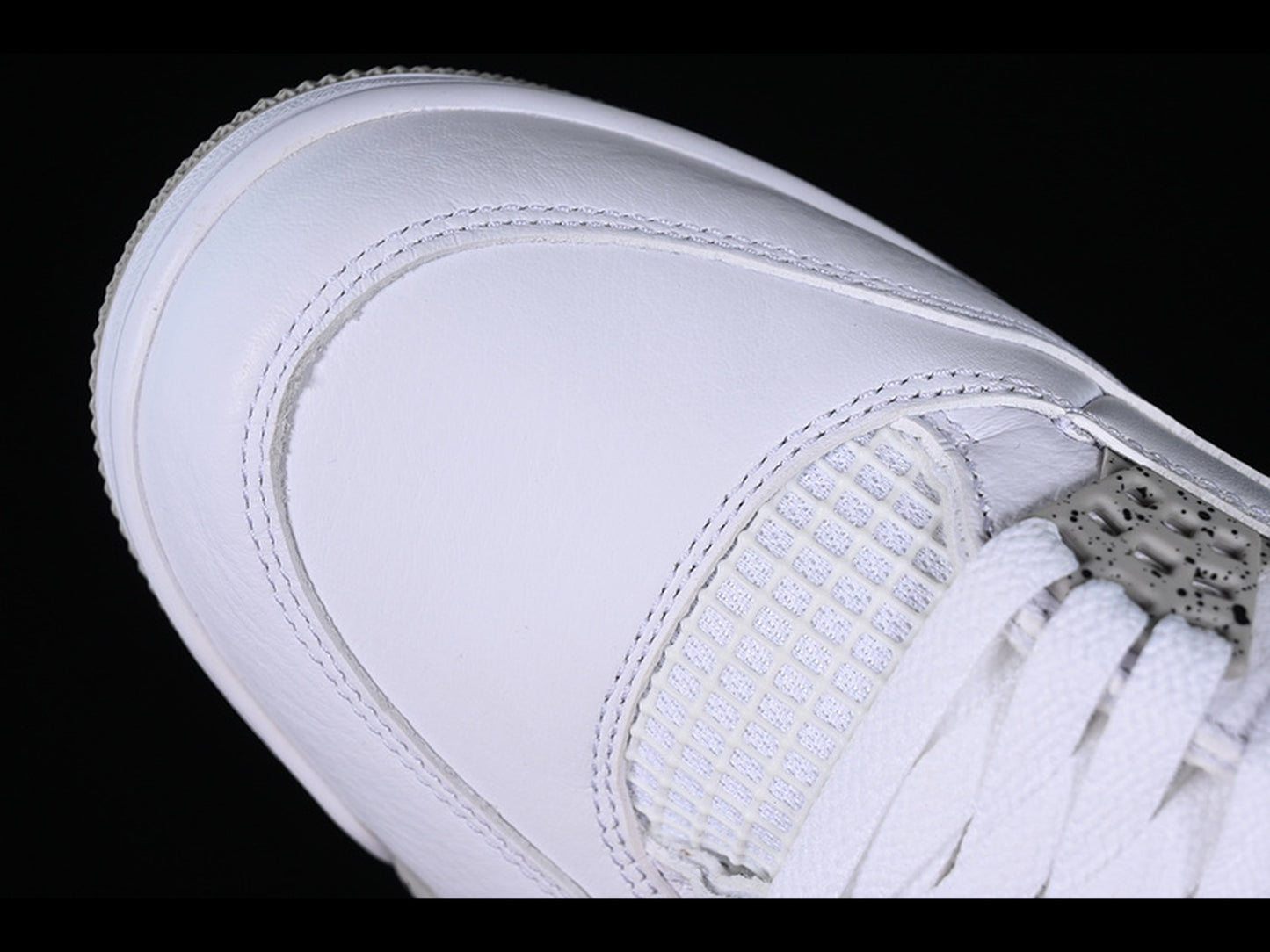 Jordan 4 Retro White Oreo