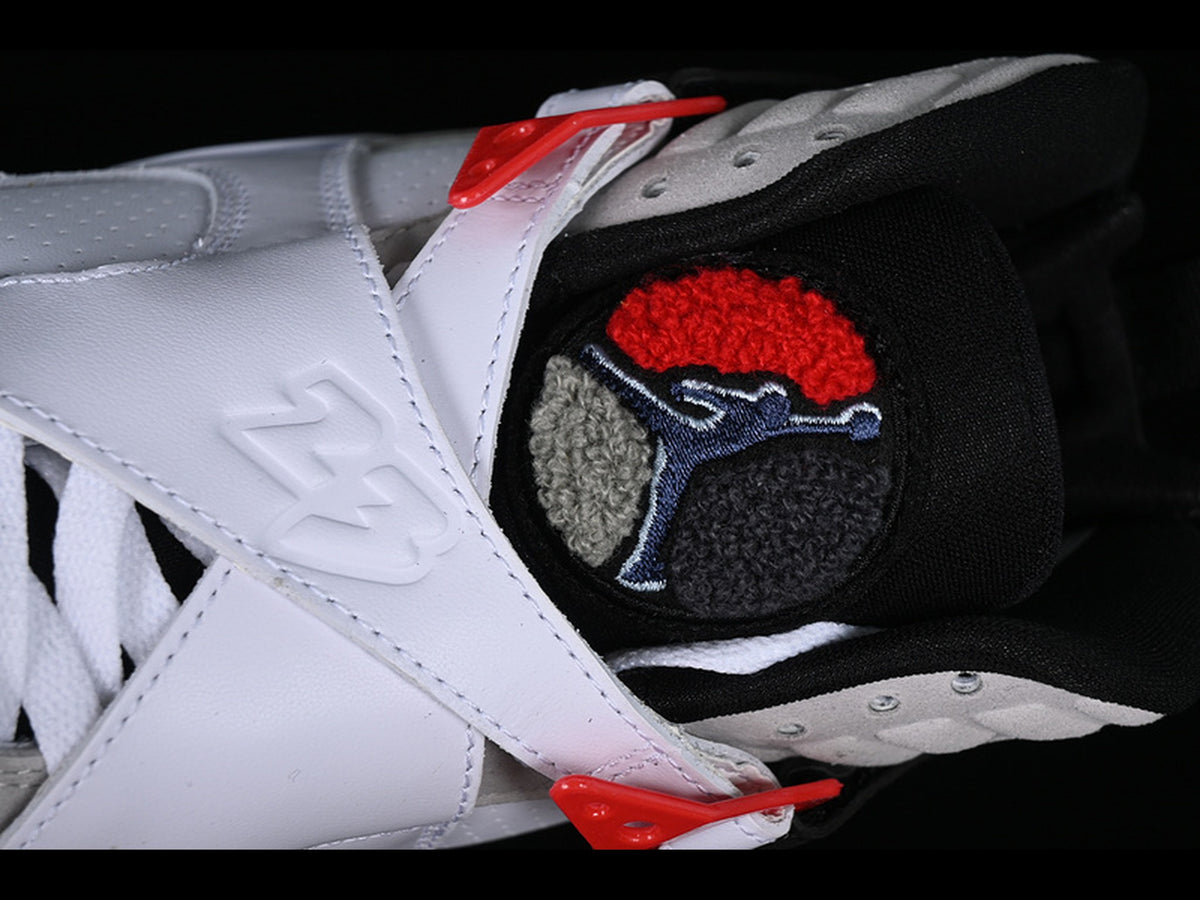 Air Jordan 8 Bugs Bunny