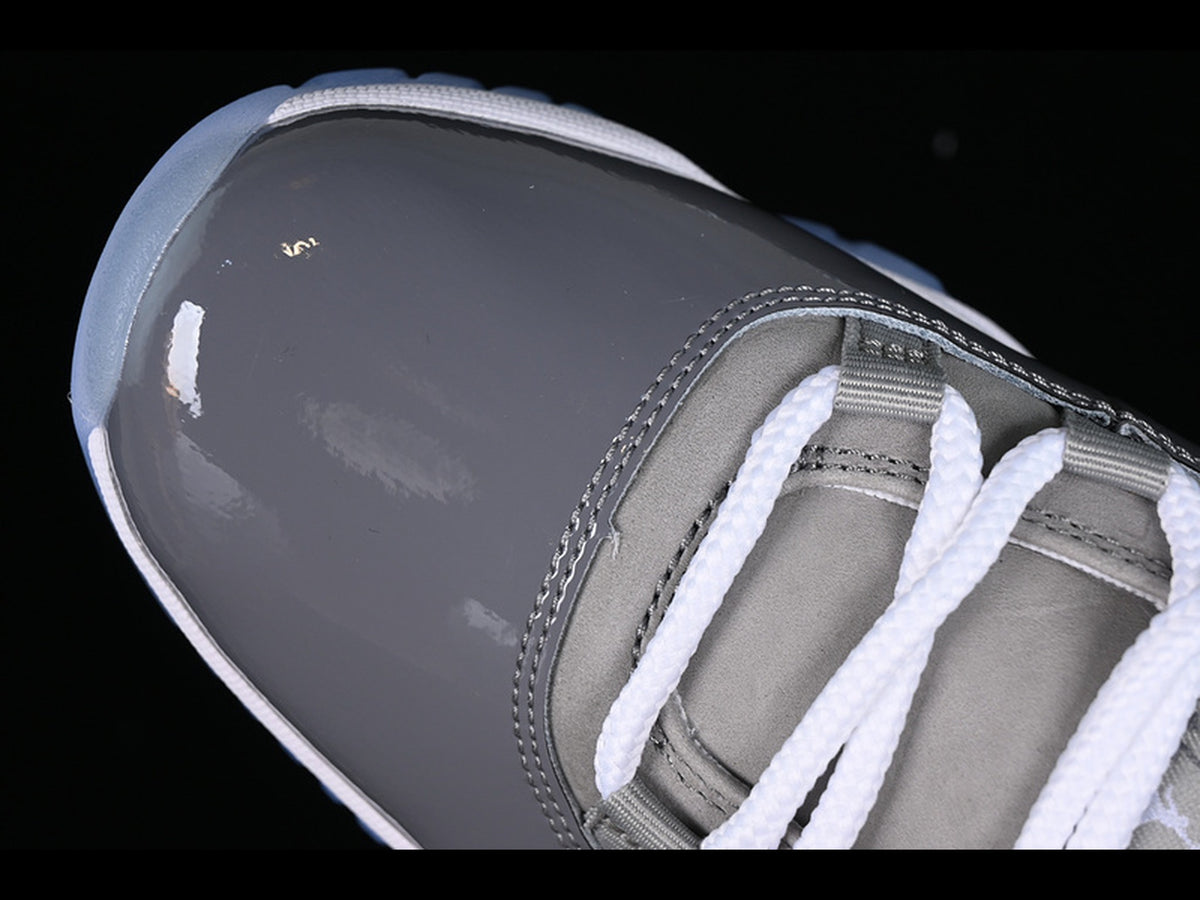 Air Jordan 11 Retro 2021 Medium Grey