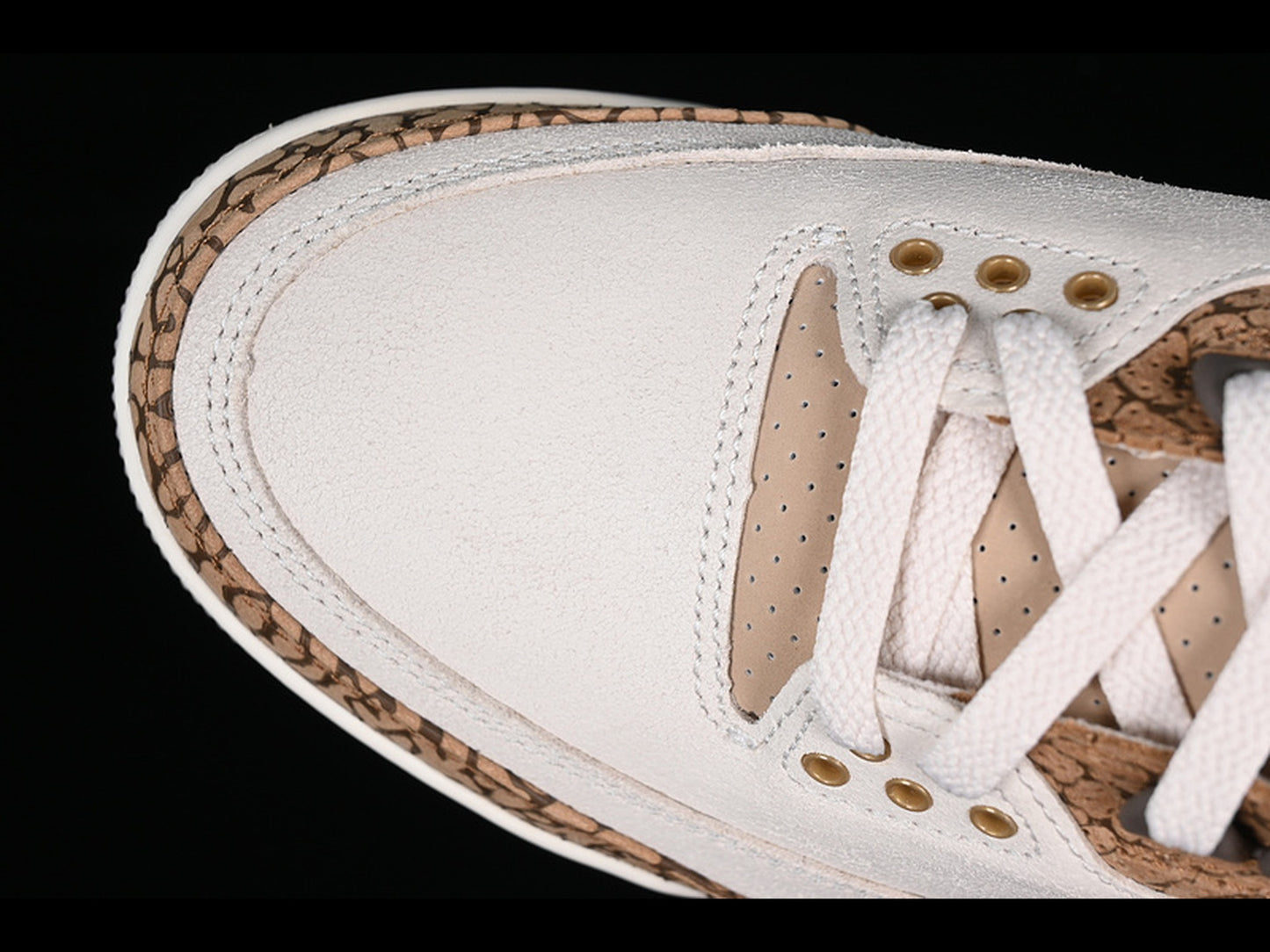 Air Jordan 3 Palomino