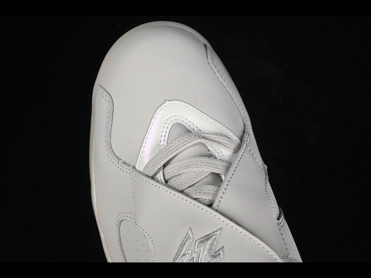 Air Jordan 8 Retro Champagne