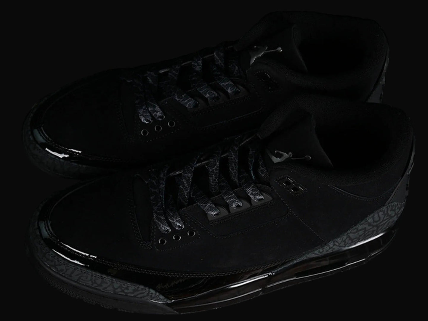 Air Jordan 3 Retro Black Cat