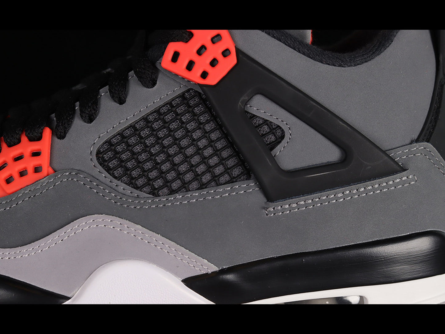 Jordan 4 Retro Infrared