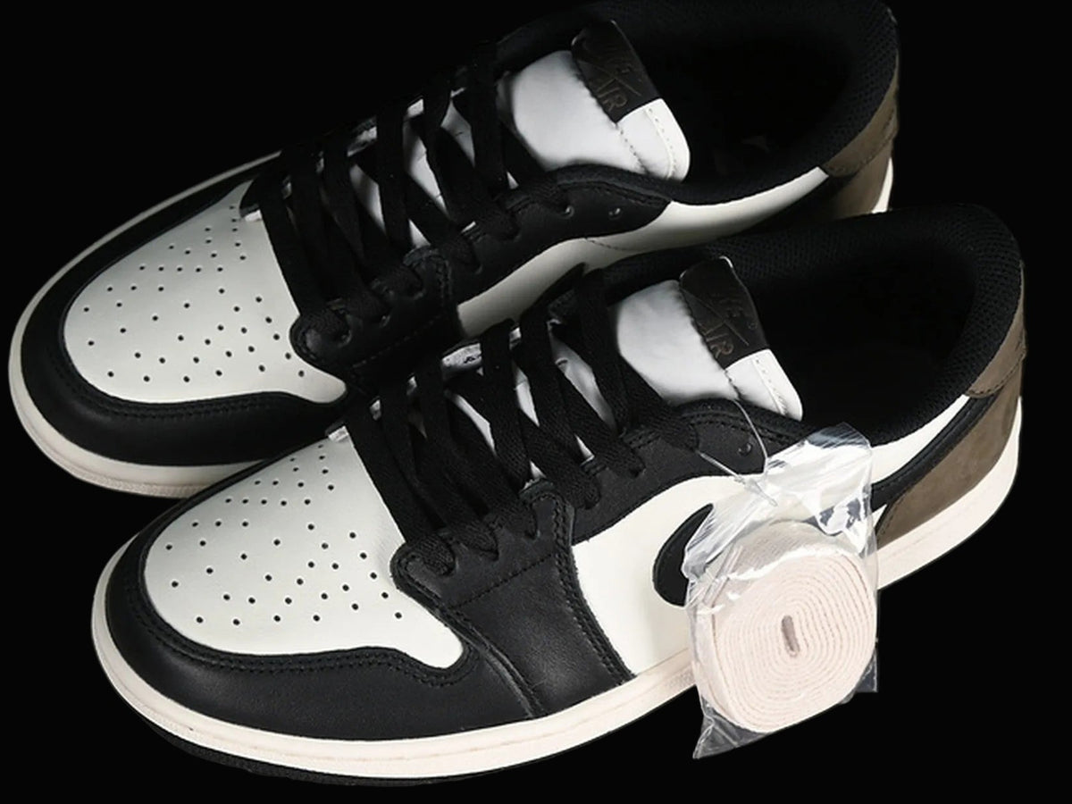 Air Jordan 1 Low OG "Mocha"