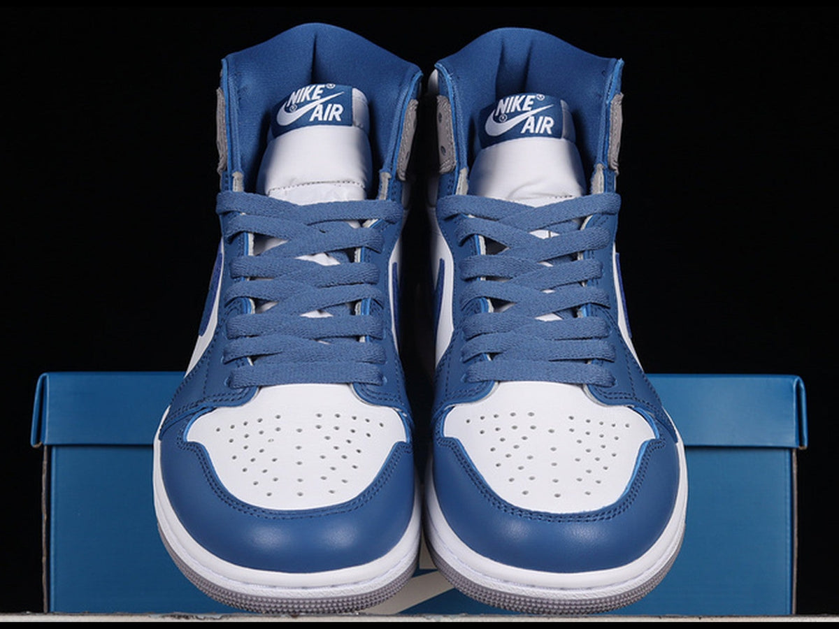 Air Jordan 1 Retro High OG True Blue