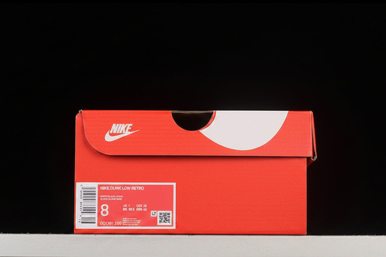 Nike SB Dunk Low Panda
