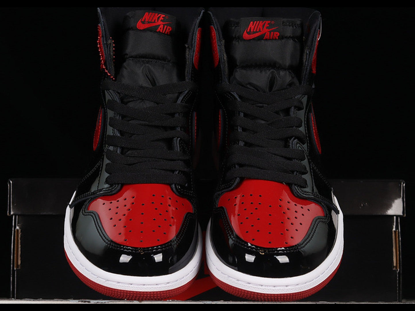 Air Jordan 1 Retro High OG Patent Bred