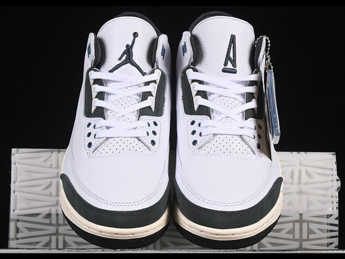 Air Jordan 3 Retro OG SP Diffused Blue A Ma Manière