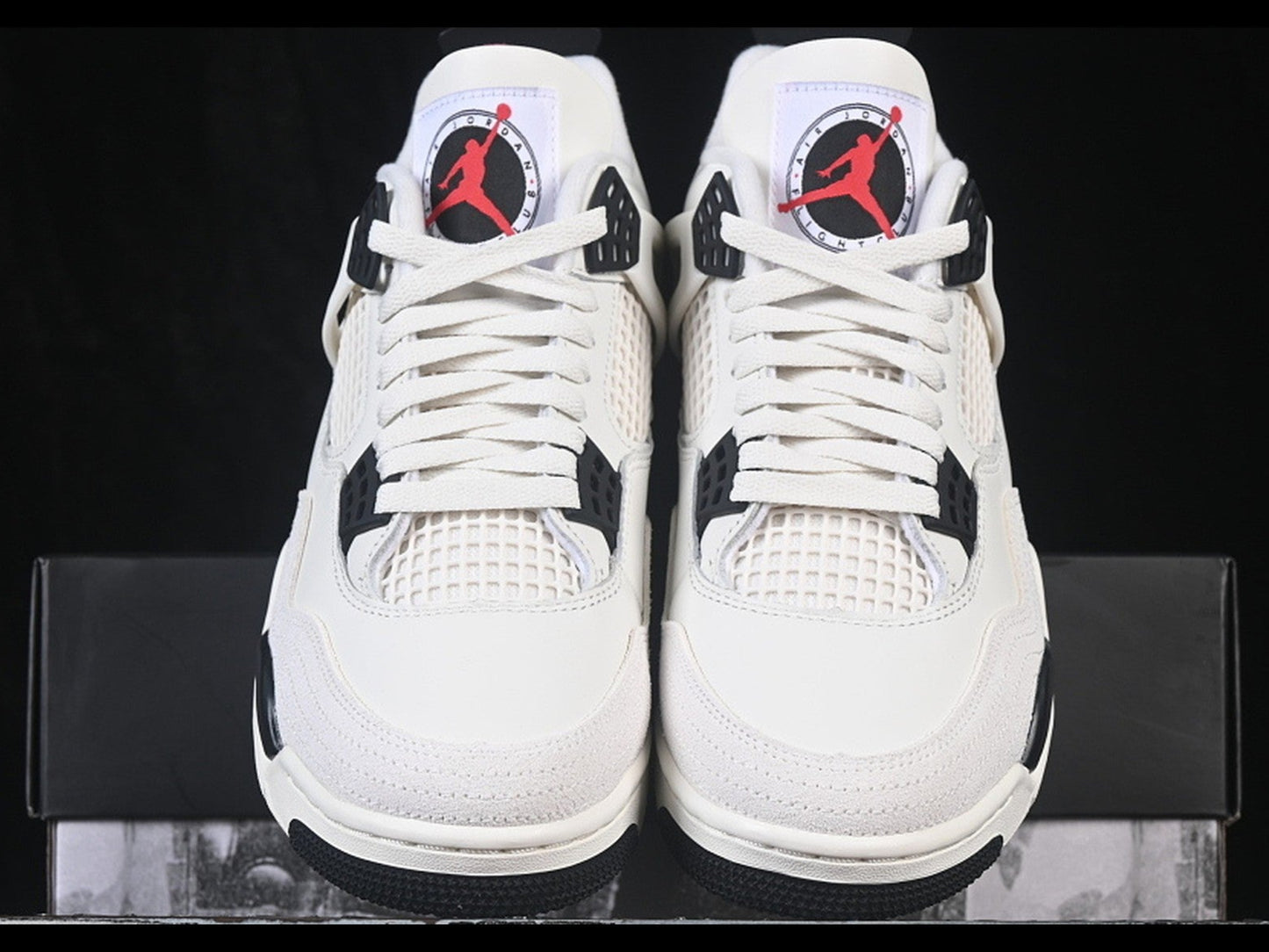 Jordan 4 Retro OG Flight Club